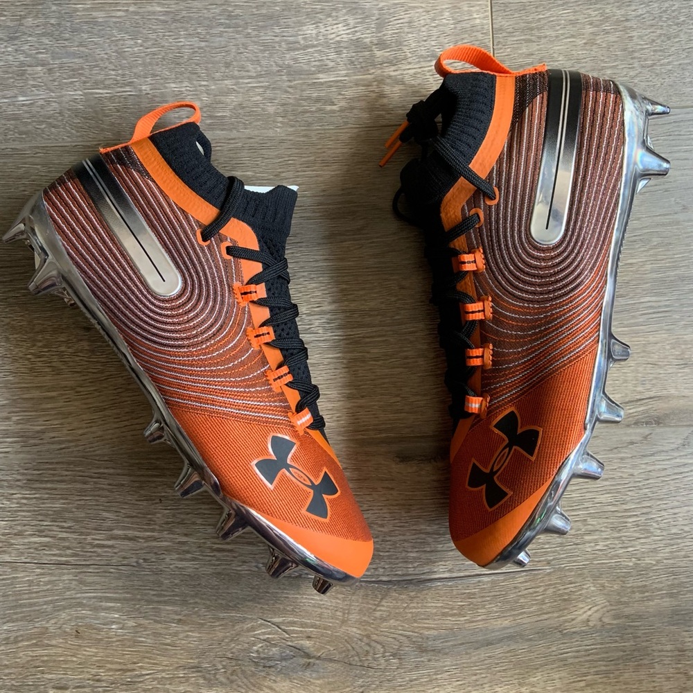 Under Armour UA Spotlight MC Football Cleats Orange Men’s Size 9 NEW